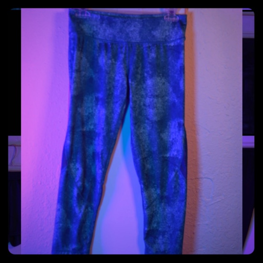 Blue and white leggings